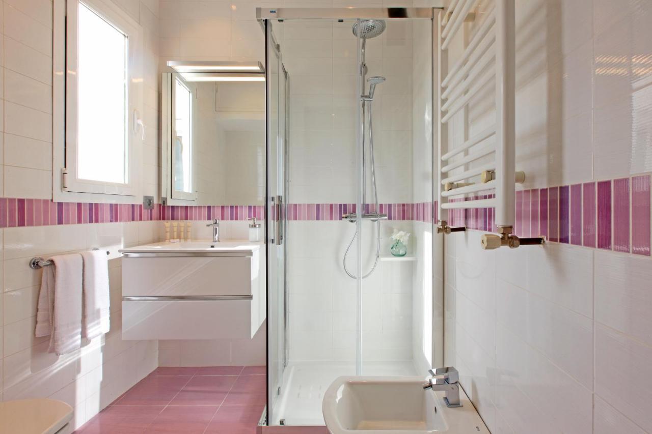 Sofia Suites Madrid Eksteriør billede